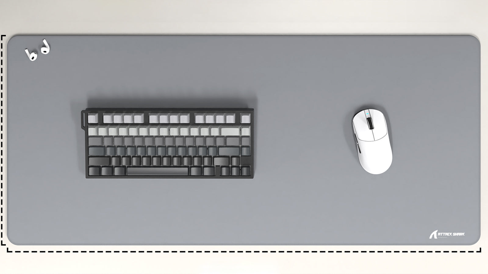 Tapis de bureau vs. tapis de souris gaming standard : avantages, inconvénients et esthétique de l'installation